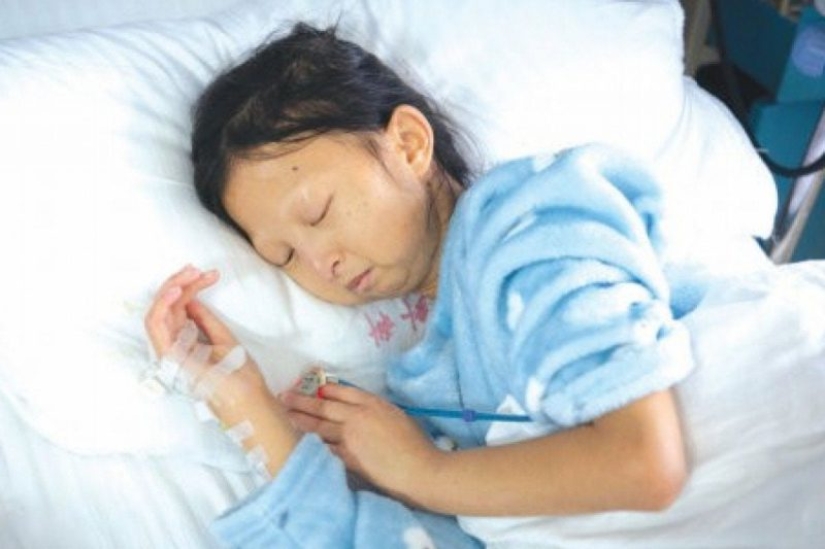 Starved for the sake of saving her brother: a student who had been eating rice for five years died in China