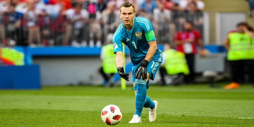 Steppe eagle named Akinfeev: Moscow Zoo named a chick in honor of the goalkeeper of the Russian national team Steppe eagle named Akinfeev: Moscow Zoo named a chick in honor of the goalkeeper of the Russian national team
