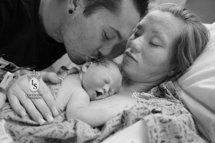 Stillborn daughter photo shoot