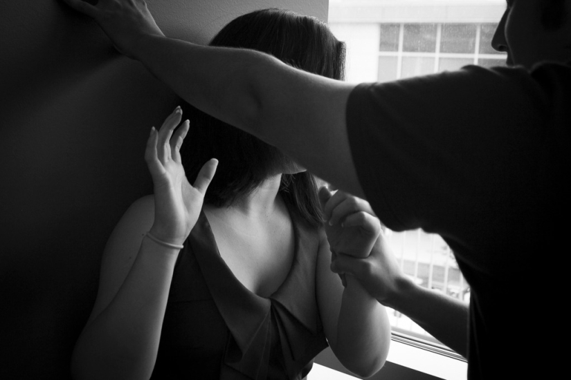 Strangles — so loves? Violent sex games lead to violence and death