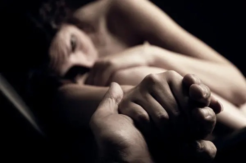 Strangles — so loves? Violent sex games lead to violence and death