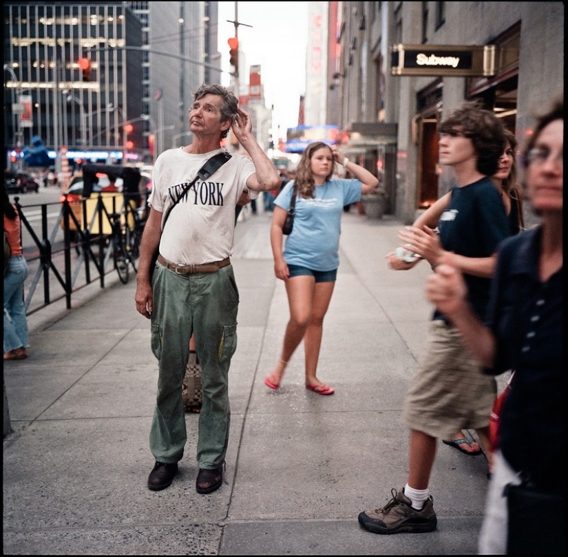 Street portraits of Americans by Mike Peters