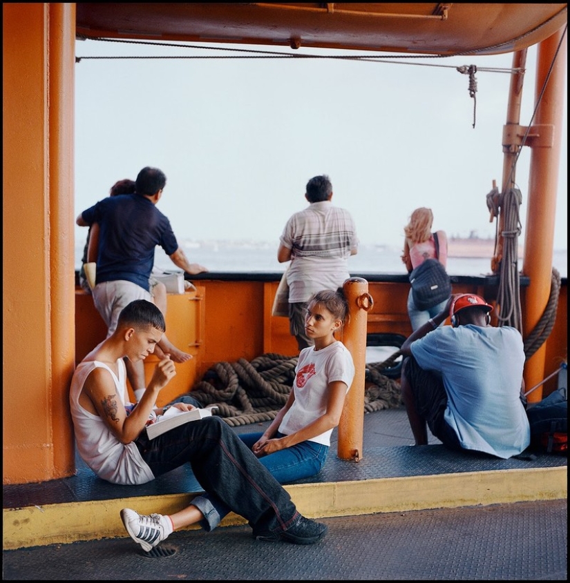 Street portraits of Americans by Mike Peters