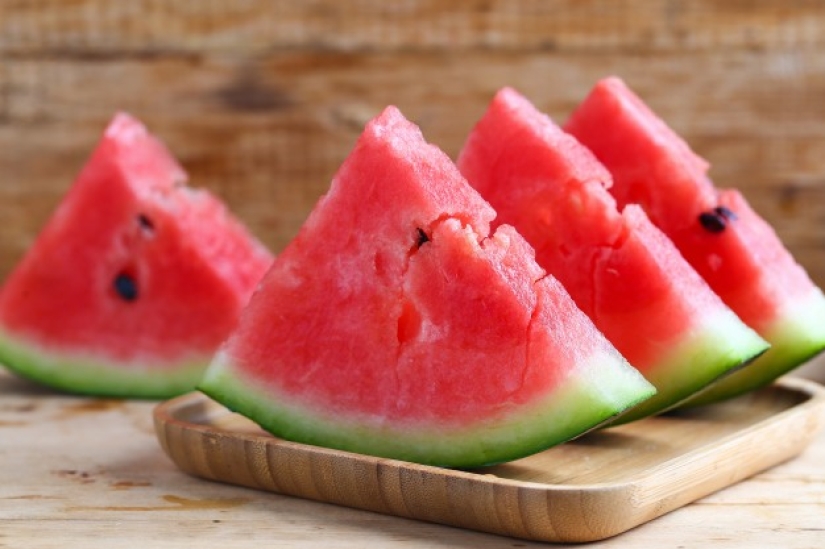 Suficiente es suficiente: cómo comer sandía y a los cuales se les prohíbe