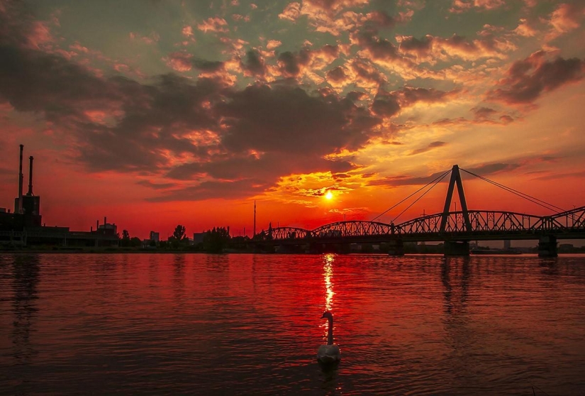 Sunrises, sunsets. Where am I, where are you