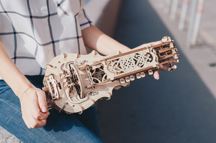 Surprises big and small: how to please your woman for the New Year