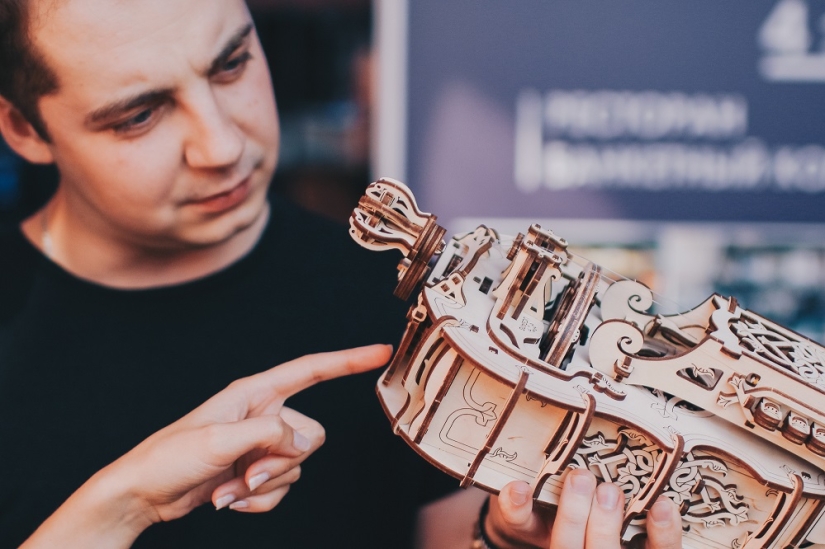 Surprises big and small: how to please your woman for the New Year