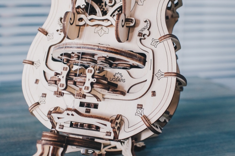 Surprises big and small: how to please your woman for the New Year