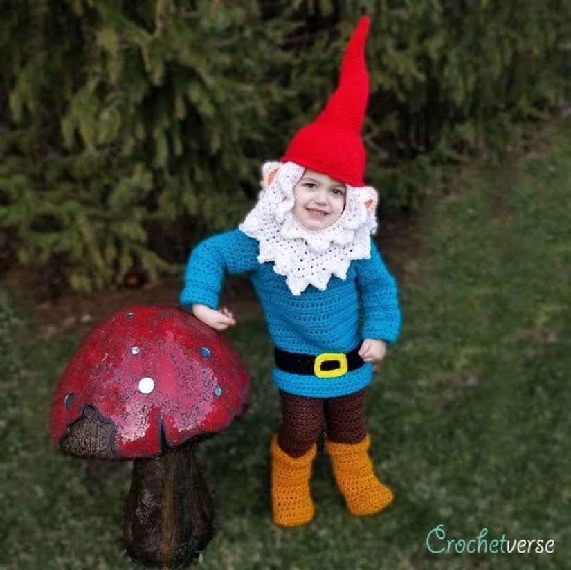 Talent on the hook: Mother knits amazing Halloween outfits for children