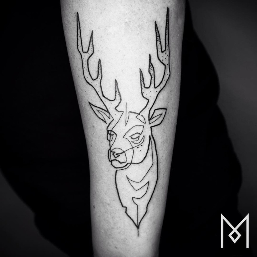 Tatuajes súper hermosos dibujados en una línea Tatuajes súper hermosos dibujados en una línea