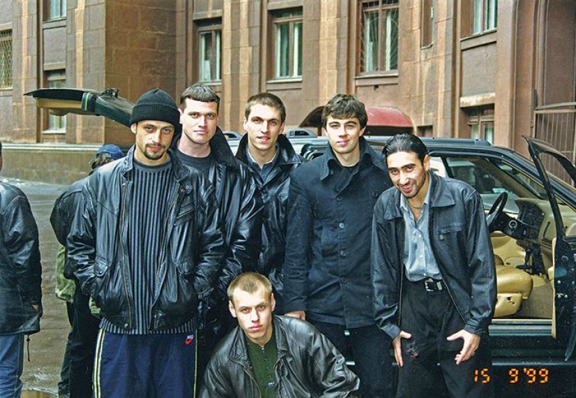 "Terrible sweater! It is necessary to act in it": how the films "Brother" and "Brother 2" were created