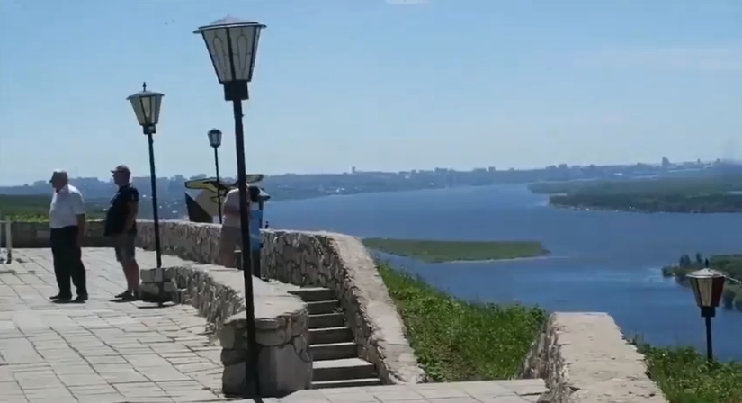 Terriblemente lindos y extremadamente honestos: un padre y un hijo de Inglaterra desacreditaron los principales mitos sobre Rusia