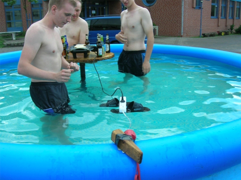 That's why men live less than women: 25 photos