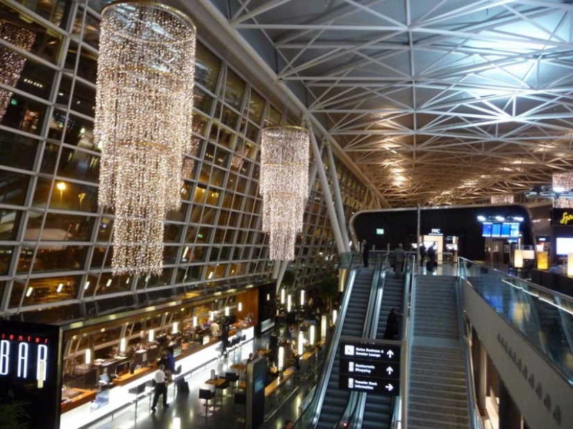 The 10 best airports in the world
