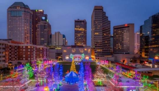 The 10 U.S. Cities with the Best Christmas Light Displays The 10 U.S. Cities with the Best Christmas Light Displays