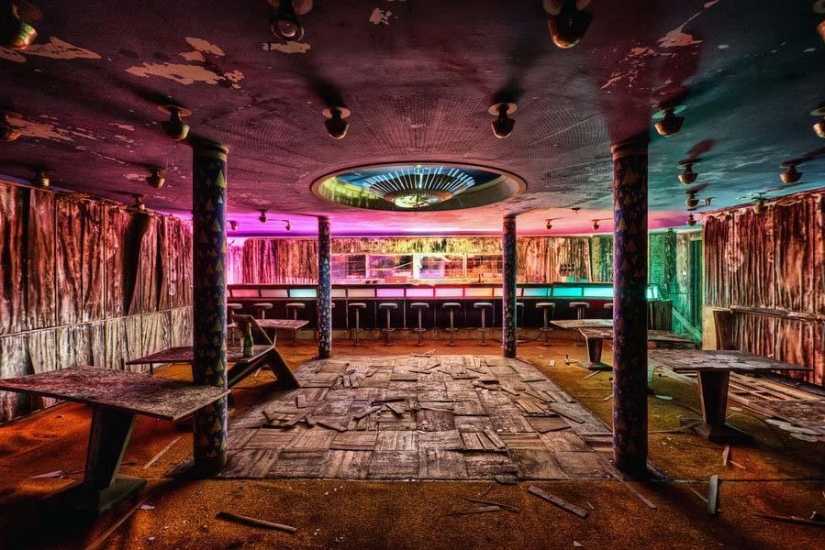 The abandoned world in the lens of Matthias Hacker The abandoned world in the lens of Matthias Hacker