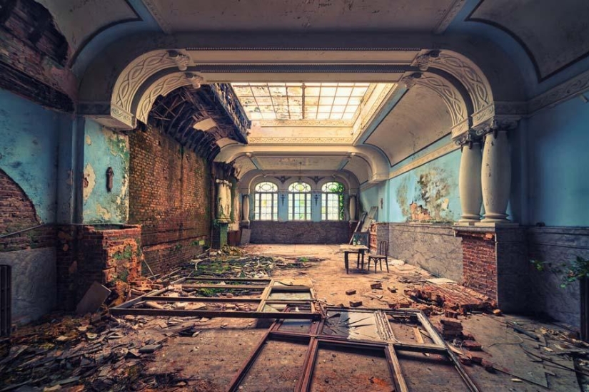 The abandoned world in the lens of Matthias Hacker The abandoned world in the lens of Matthias Hacker