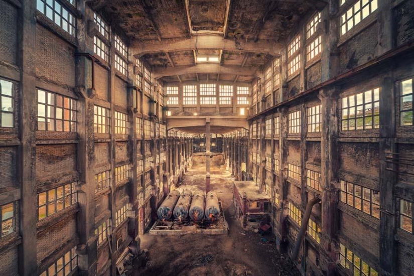 The abandoned world in the lens of Matthias Hacker The abandoned world in the lens of Matthias Hacker