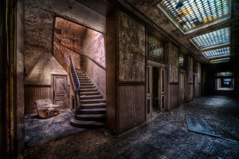 The abandoned world in the lens of Matthias Hacker The abandoned world in the lens of Matthias Hacker