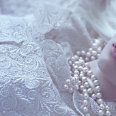 The albino girl, who was an outcast at Moscow school, conquered the fashion world The albino girl, who was an outcast at Moscow school, conquered the fashion world
