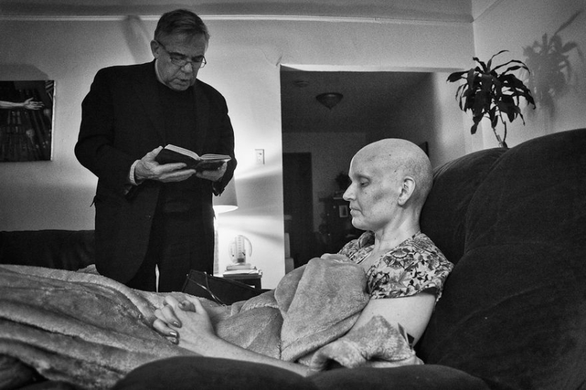 "The battle we didn't choose": an American captured how his wife was dying of cancer "The battle we didn't choose": an American captured how his wife was dying of cancer
