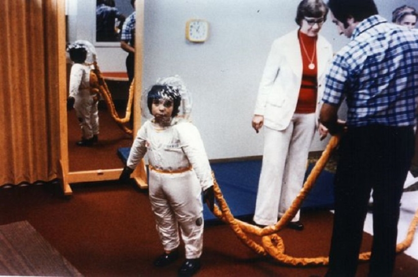 The boy in the bubble: a dozen years waiting for death