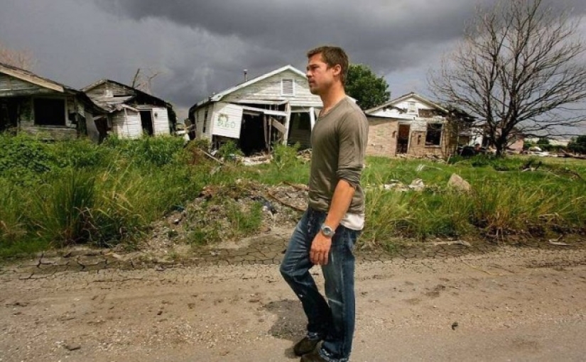 The Brad Pitt Foundation built a hundred houses for charity, and now the actor is being sued The Brad Pitt Foundation built a hundred houses for charity, and now the actor is being sued
