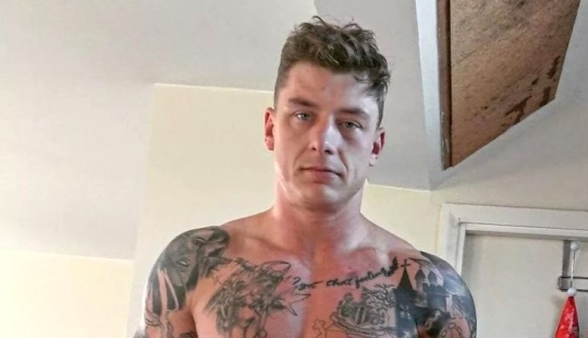 The British military left the service and began acting in gay porn. But it's not what you thought, it's just a job The British military left the service and began acting in gay porn. But it's not what you thought, it's just a job