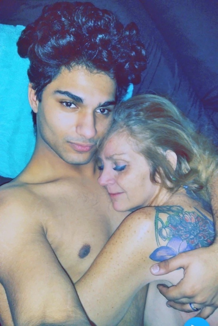 The case is young: a 60-year-old woman meets a 21-year-old guy and brags about amazing sex