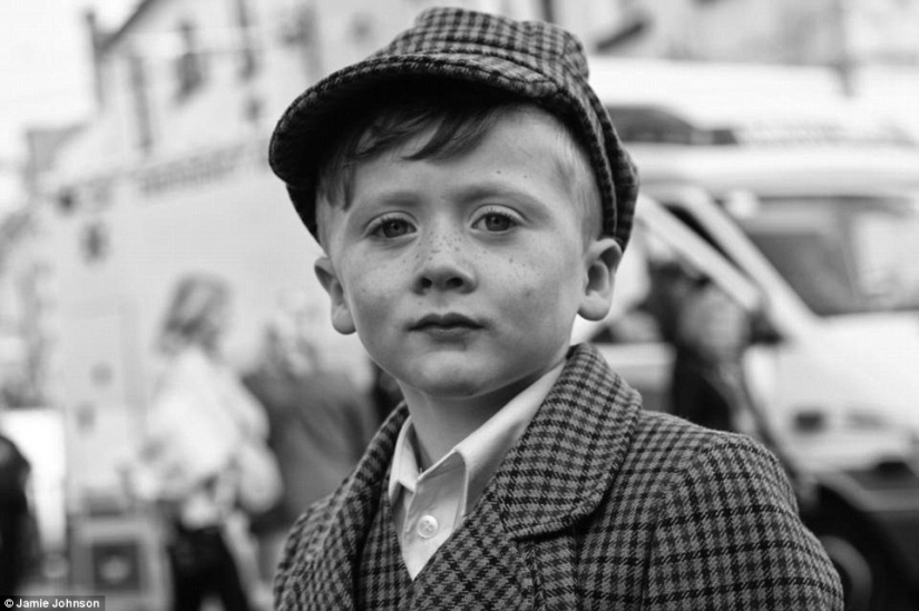 The children of Irish Gypsies who grew up too early