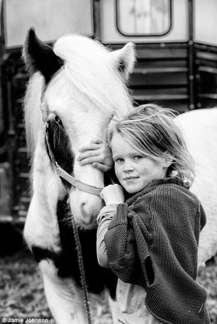 The children of Irish Gypsies who grew up too early