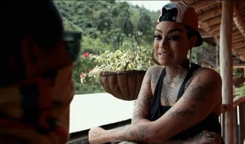 The devil in the flesh: a killer from a Colombian drug cartel says that killing is her passion