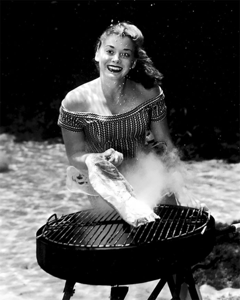 The gentle beauty of the first underwater photographs of the 1930s