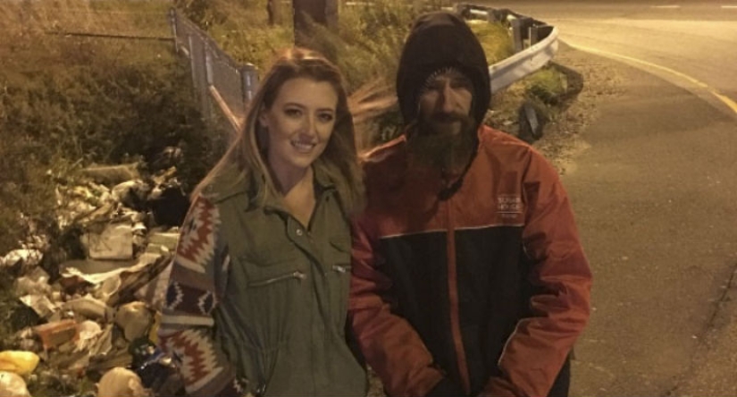 The girl raised $200,000 for a homeless man who spent the last $20 on her The girl raised $200,000 for a homeless man who spent the last $20 on her