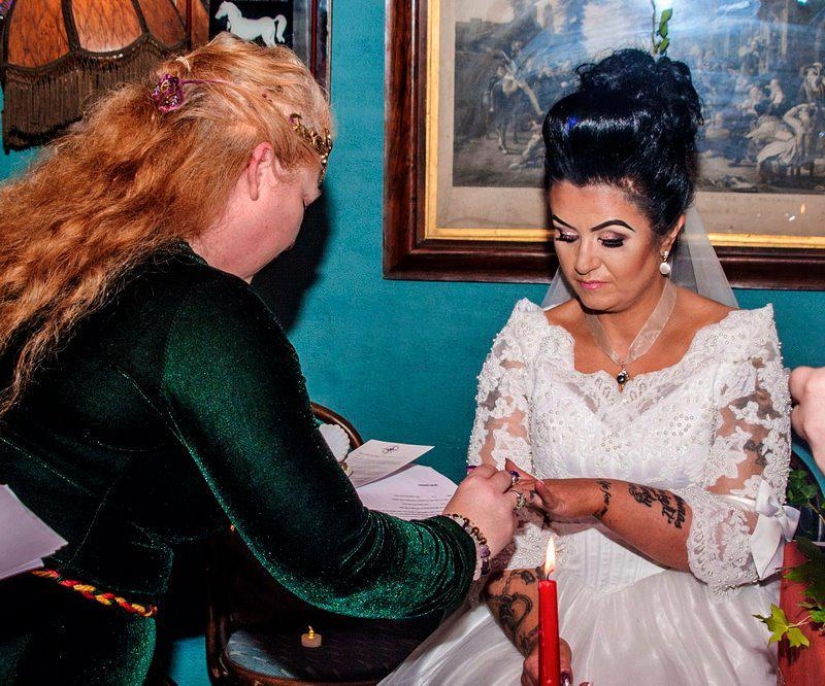 The groom from the other world: a British woman became disillusioned with men and married a ghost