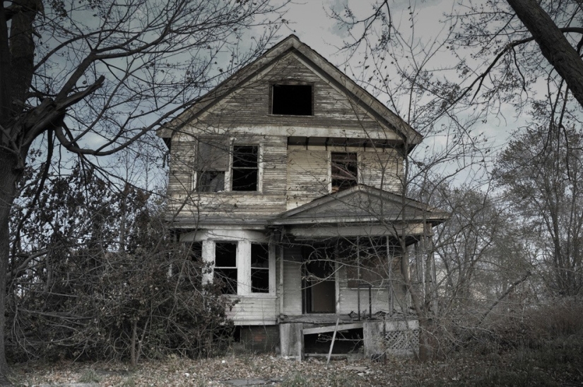 The history of real haunted houses