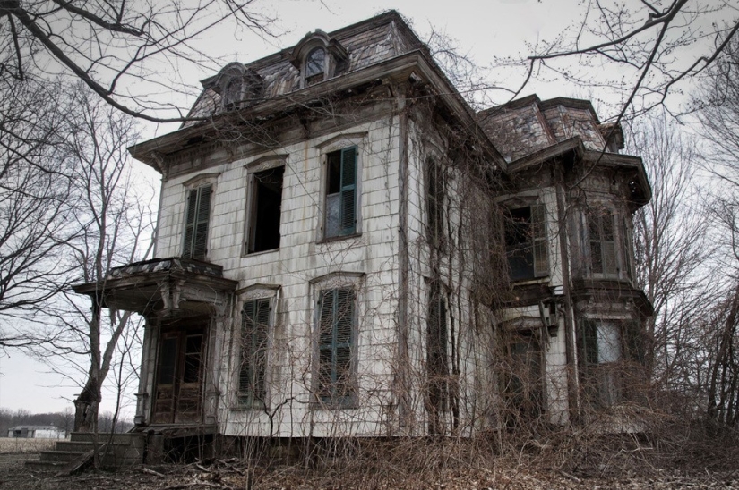 The history of real haunted houses