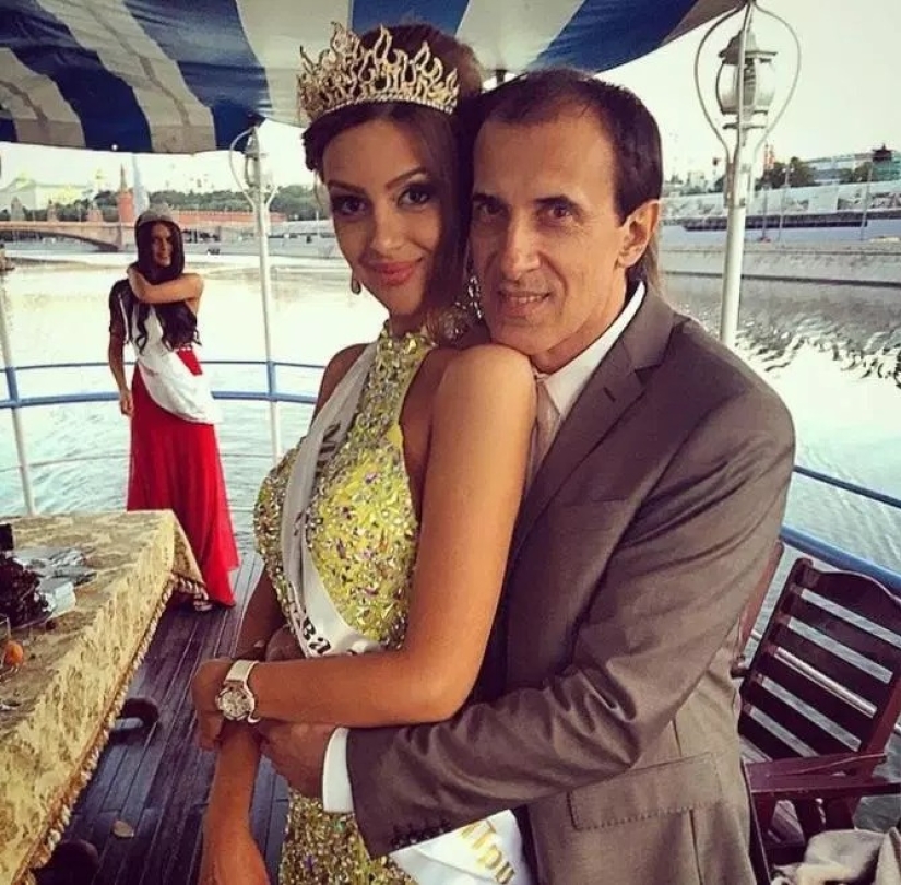 The Malaysian monarch broke up with his Russian wife because of intimacy in the pool
