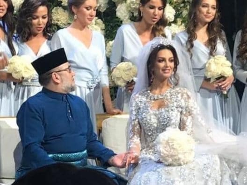 The Malaysian monarch broke up with his Russian wife because of intimacy in the pool