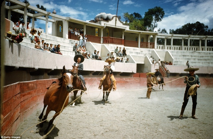 The Mexican Riviera of the 1950s, when Acapulco was not yet the fiefdom of drug dealers The Mexican Riviera of the 1950s, when Acapulco was not yet the fiefdom of drug dealers
