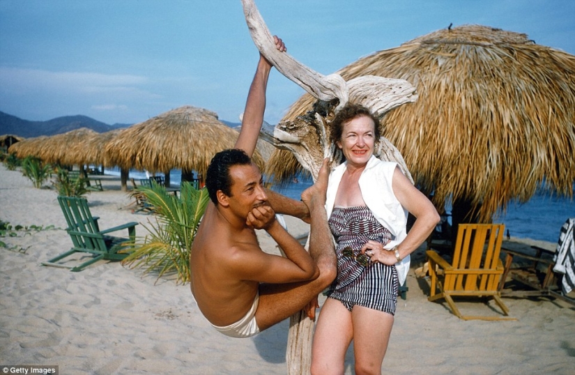 The Mexican Riviera of the 1950s, when Acapulco was not yet the fiefdom of drug dealers The Mexican Riviera of the 1950s, when Acapulco was not yet the fiefdom of drug dealers