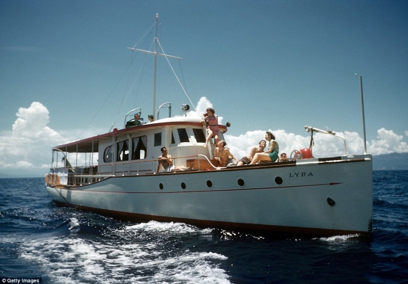 The Mexican Riviera of the 1950s, when Acapulco was not yet the fiefdom of drug dealers The Mexican Riviera of the 1950s, when Acapulco was not yet the fiefdom of drug dealers