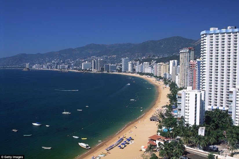 The Mexican Riviera of the 1950s, when Acapulco was not yet the fiefdom of drug dealers The Mexican Riviera of the 1950s, when Acapulco was not yet the fiefdom of drug dealers