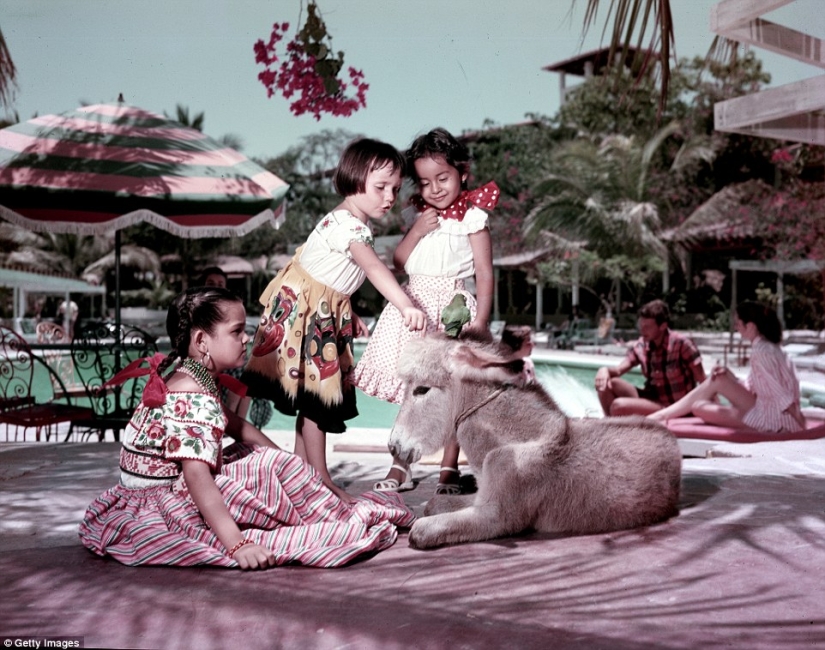 The Mexican Riviera of the 1950s, when Acapulco was not yet the fiefdom of drug dealers The Mexican Riviera of the 1950s, when Acapulco was not yet the fiefdom of drug dealers