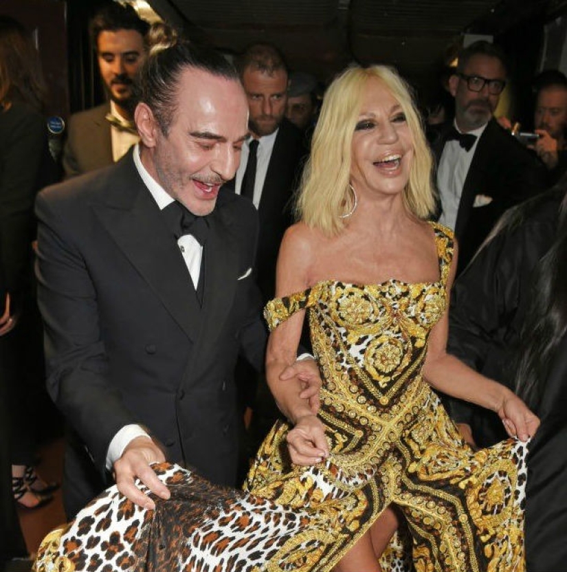 The model of the year was Adva Aboa, a shaved black feminist The model of the year was Adva Aboa, a shaved black feminist