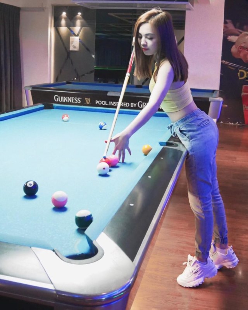 "The most beautiful flight attendant in the world?": photo of an AirAsia flight attendant has gone viral "The most beautiful flight attendant in the world?": photo of an AirAsia flight attendant has gone viral