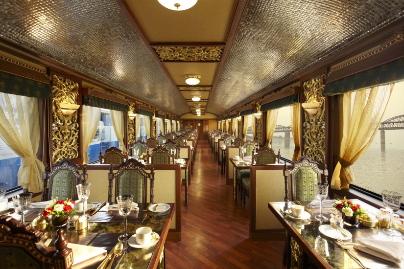 The most luxurious trains for which people have been waiting in line for months for tickets