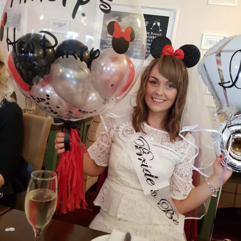 The newlyweds organized a Disney-style wedding. It took several years to prepare