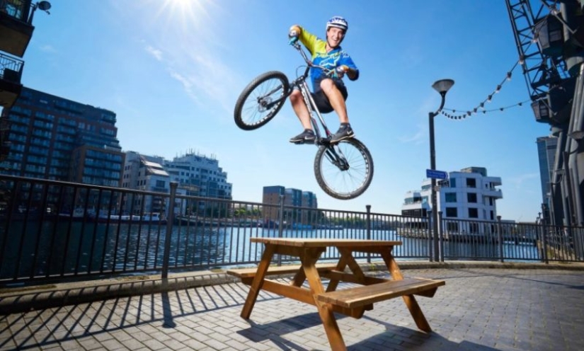 The oldest gymnast in the world and a huge walker: what have the authors of the Guinness Book of Records 2019 prepared for the public?