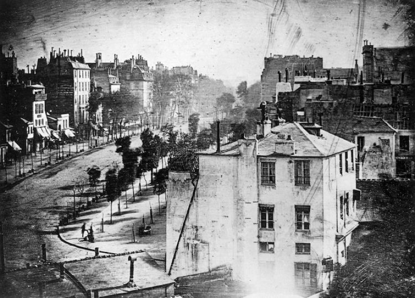 The oldest photos of its kind: from the first daguerreotype to the first post on Instagram The oldest photos of its kind: from the first daguerreotype to the first post on Instagram